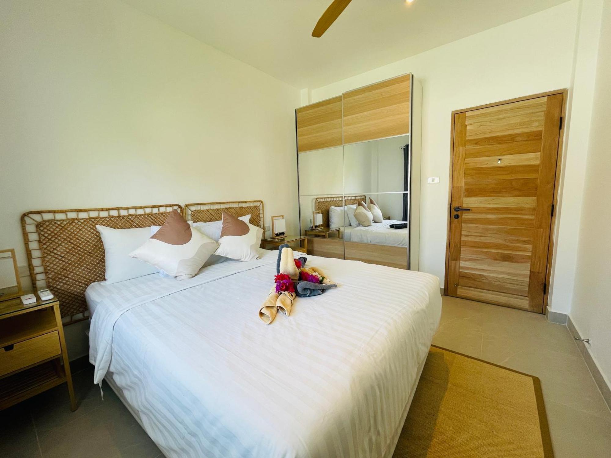 Baan Saint-Tropez Seaview Villas Kata Beach المظهر الخارجي الصورة