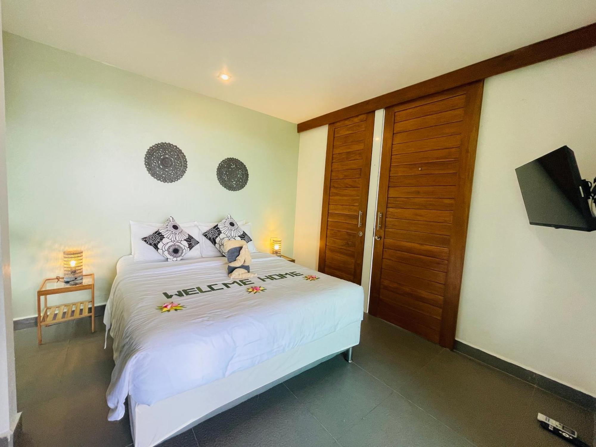 Baan Saint-Tropez Seaview Villas Kata Beach المظهر الخارجي الصورة