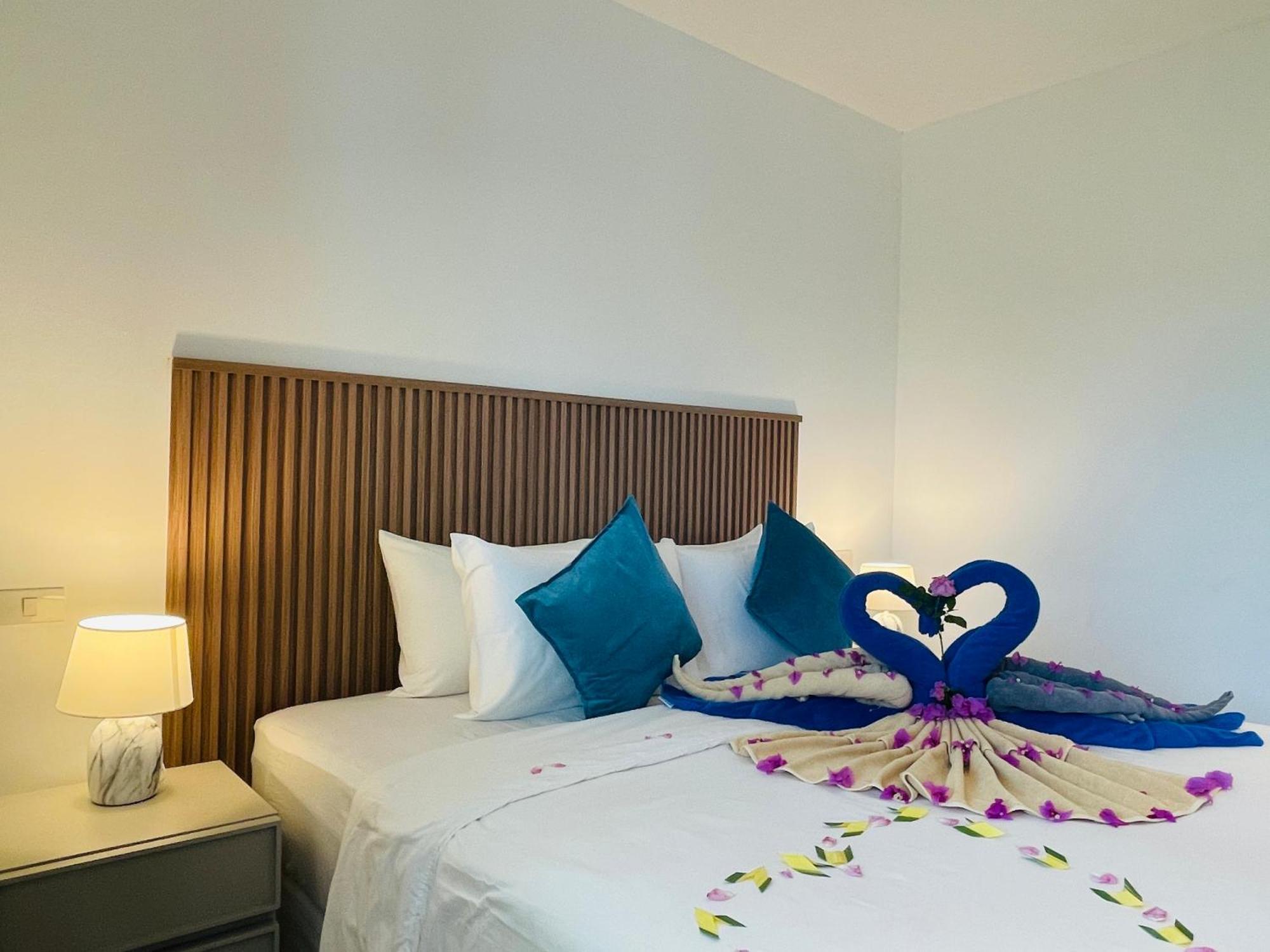 Baan Saint-Tropez Seaview Villas Kata Beach المظهر الخارجي الصورة
