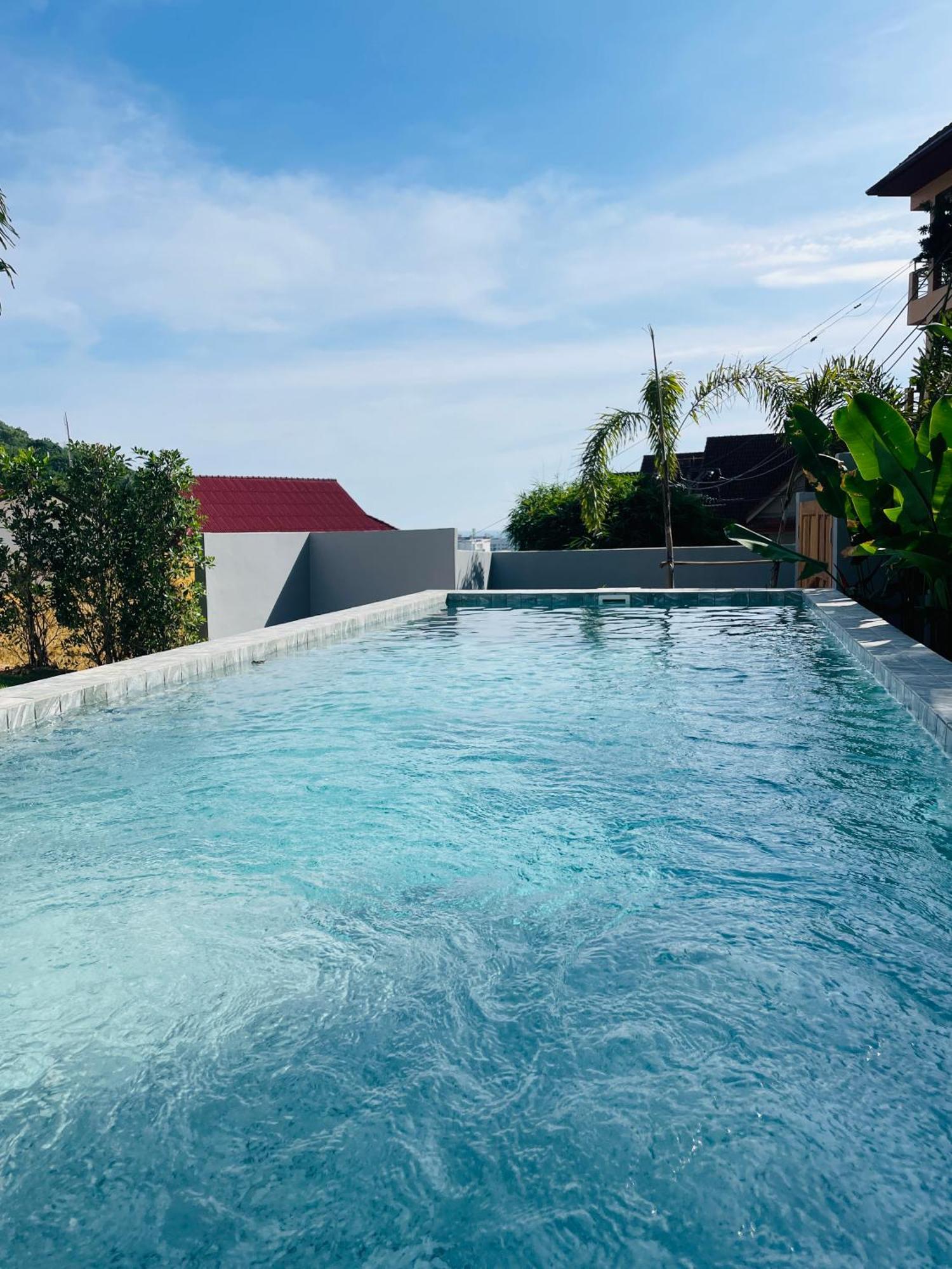 Baan Saint-Tropez Seaview Villas Kata Beach المظهر الخارجي الصورة