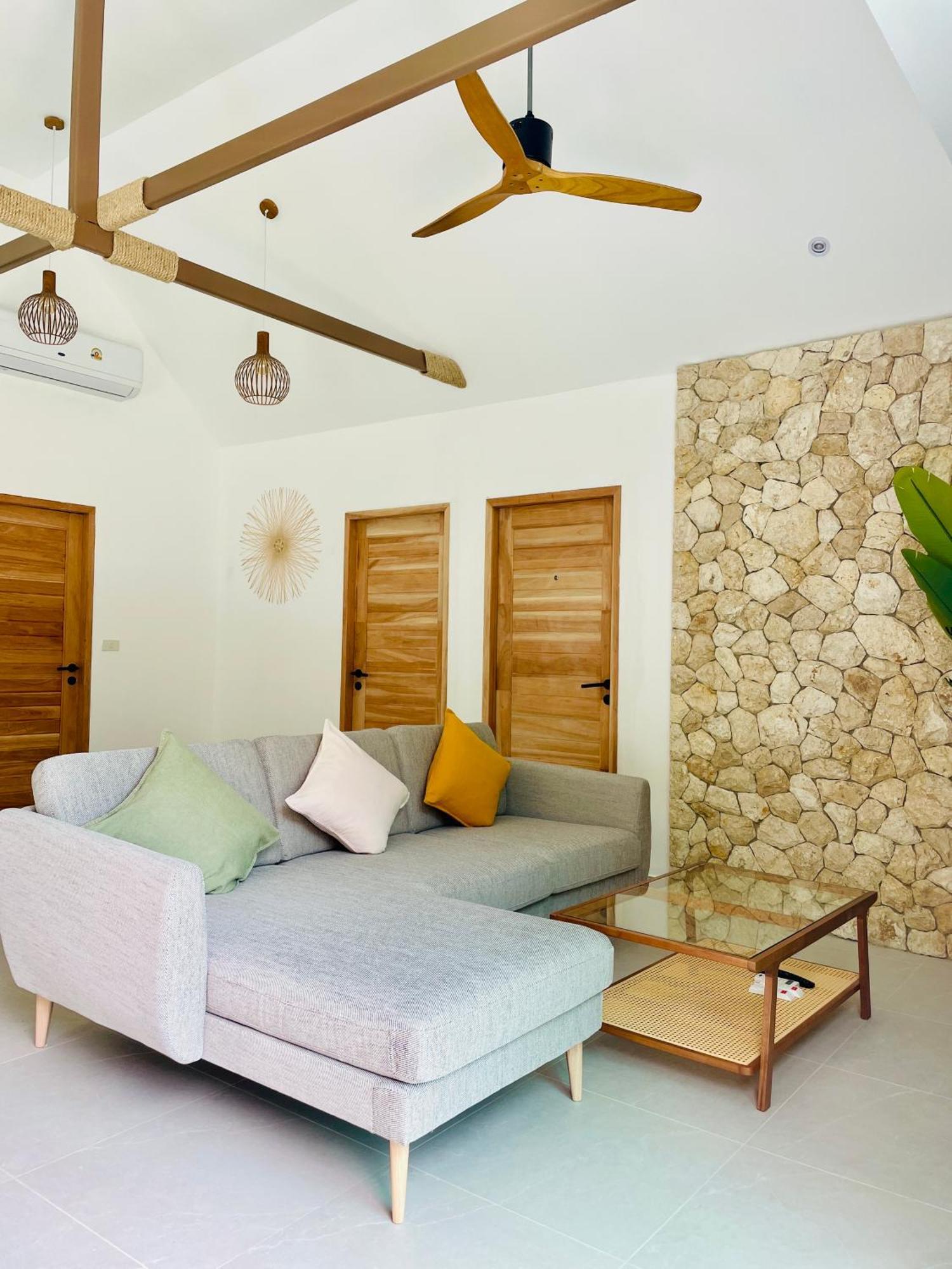 Baan Saint-Tropez Seaview Villas Kata Beach المظهر الخارجي الصورة